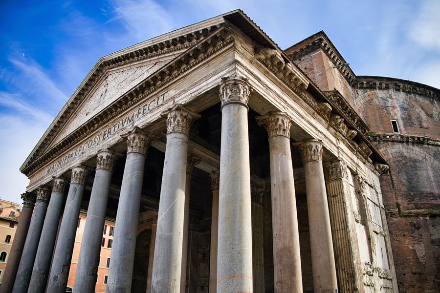 Pantheon roma esterno